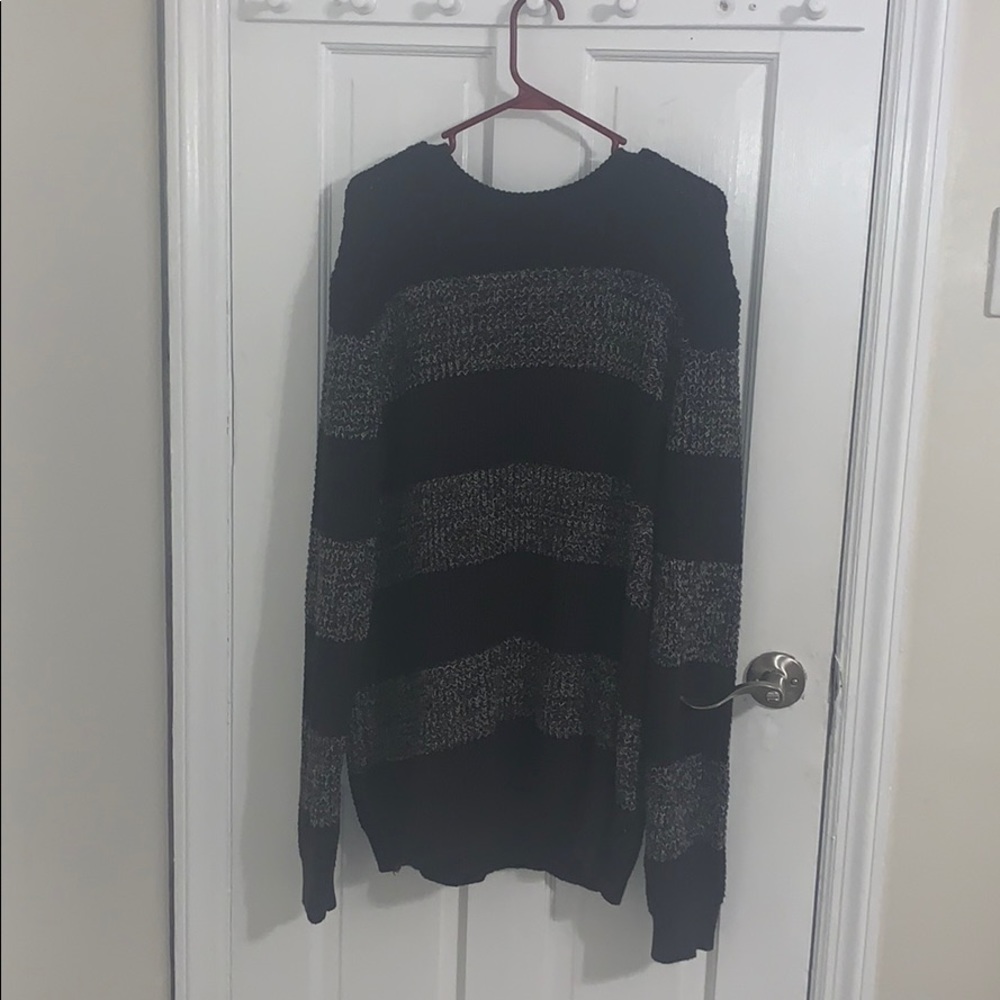 Quiksilver sweater